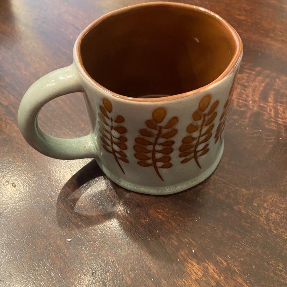 Super cute pottery mug